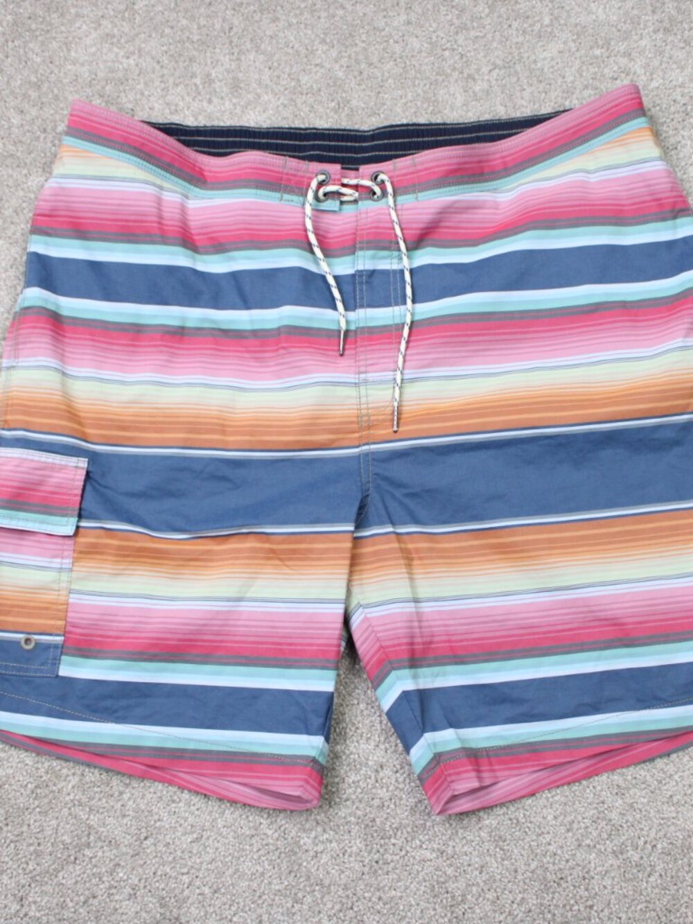 Tommy Bahama Swim Trunks Mens 2XL XXL Pink/Orange/Blue Striped Mesh Lined Cargo